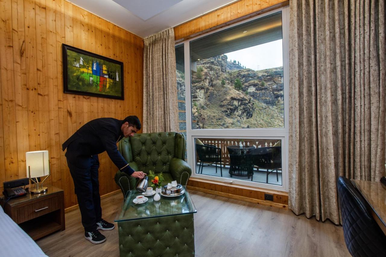 Palchan Hotel & Spa - A Member Of Radisson Individuals Retreats Manali  Bagian luar foto