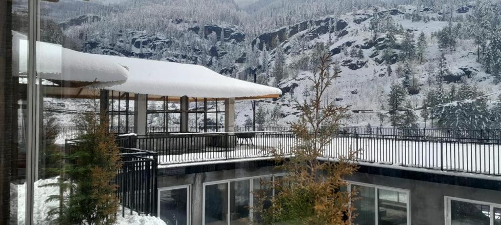 Palchan Hotel & Spa - A Member Of Radisson Individuals Retreats Manali  Bagian luar foto