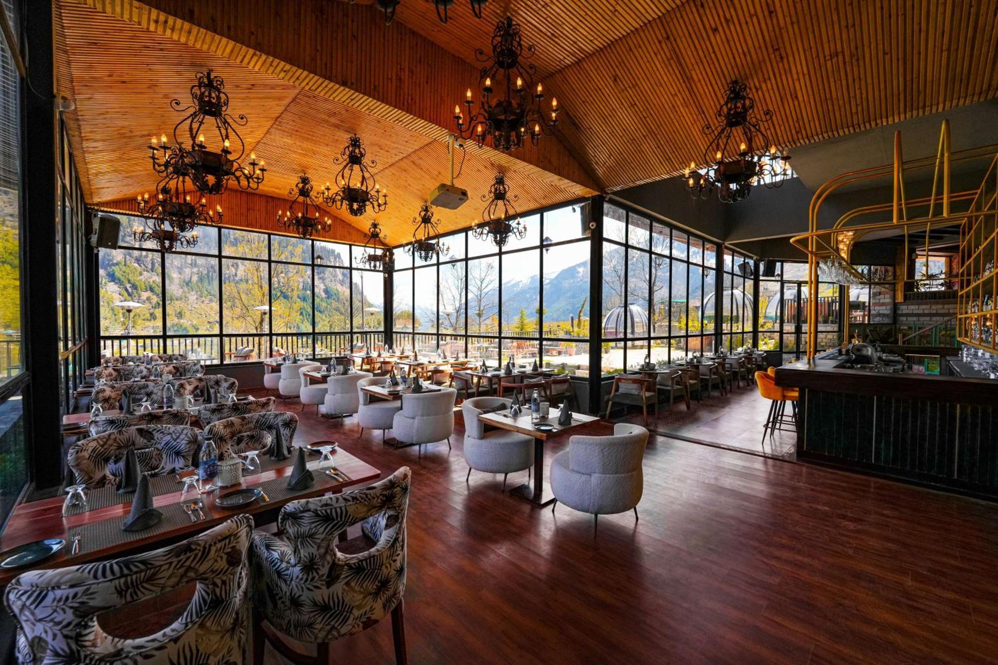 Palchan Hotel & Spa - A Member Of Radisson Individuals Retreats Manali  Bagian luar foto