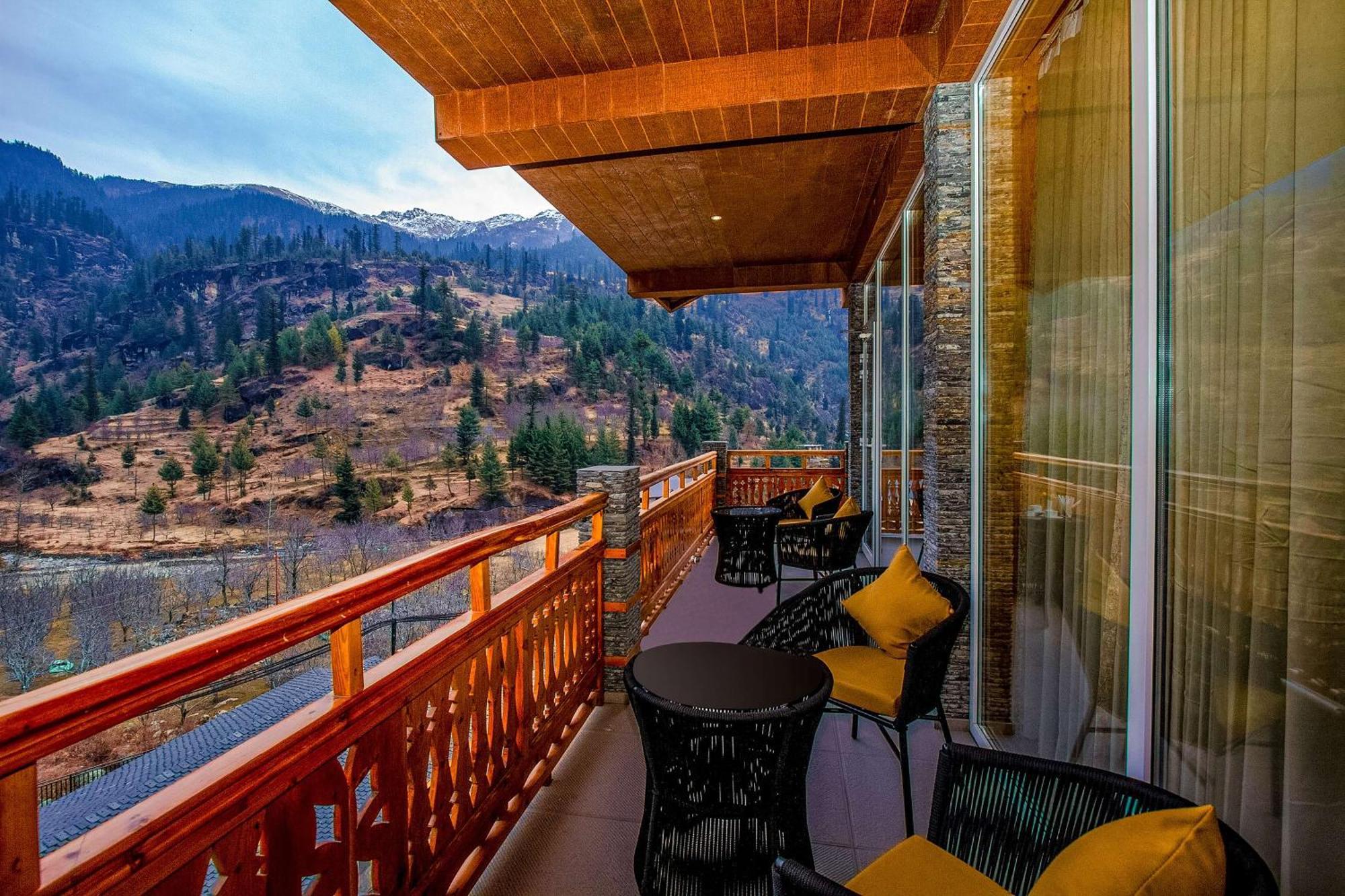 Palchan Hotel & Spa - A Member Of Radisson Individuals Retreats Manali  Bagian luar foto