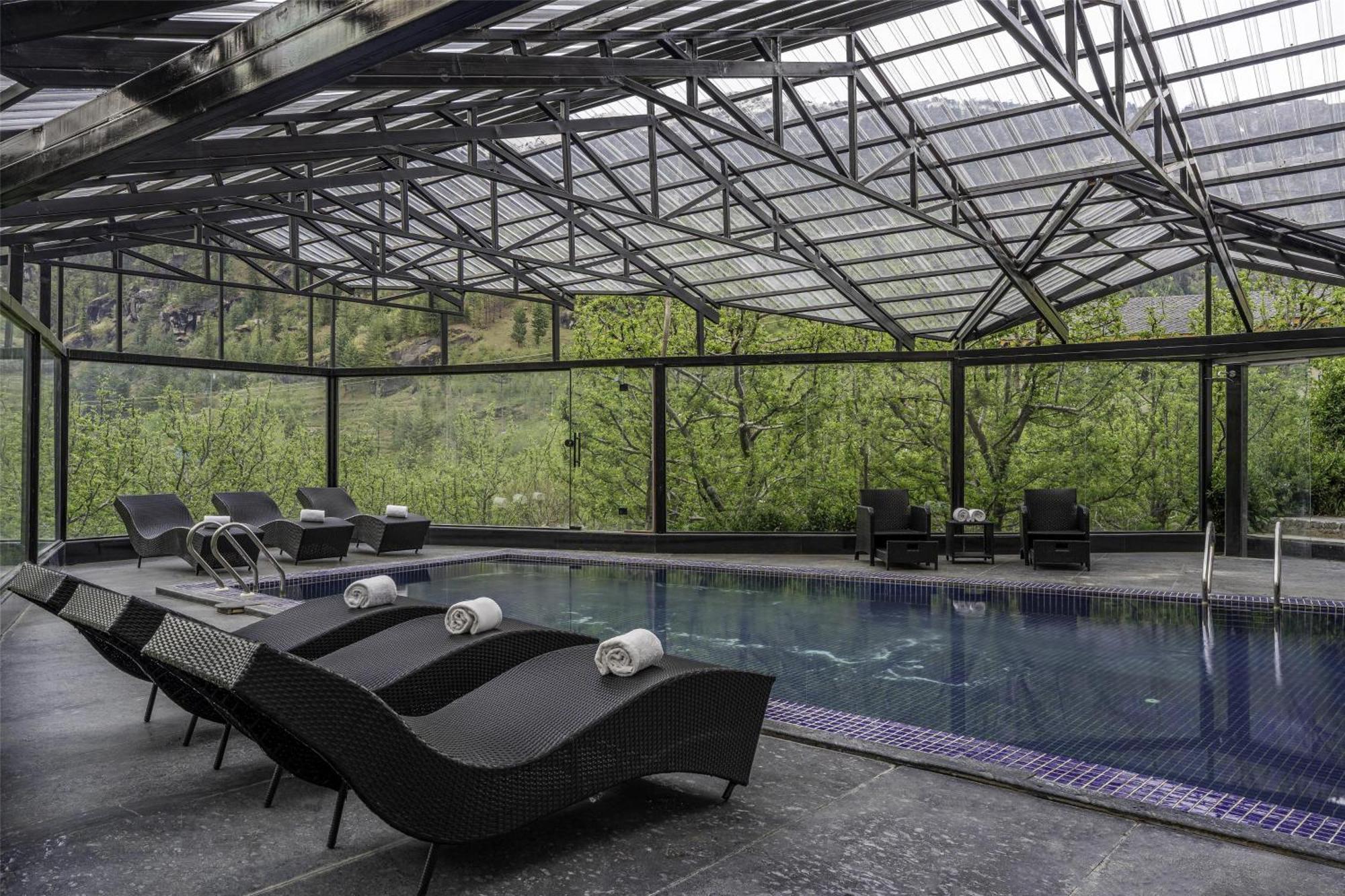 Palchan Hotel & Spa - A Member Of Radisson Individuals Retreats Manali  Bagian luar foto